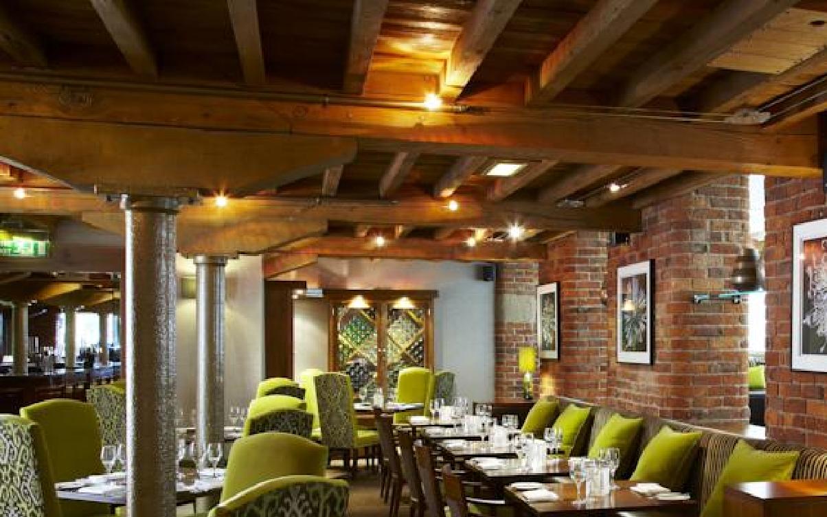 Manchester Marriott Victoria & Albert Hotel Экстерьер фото