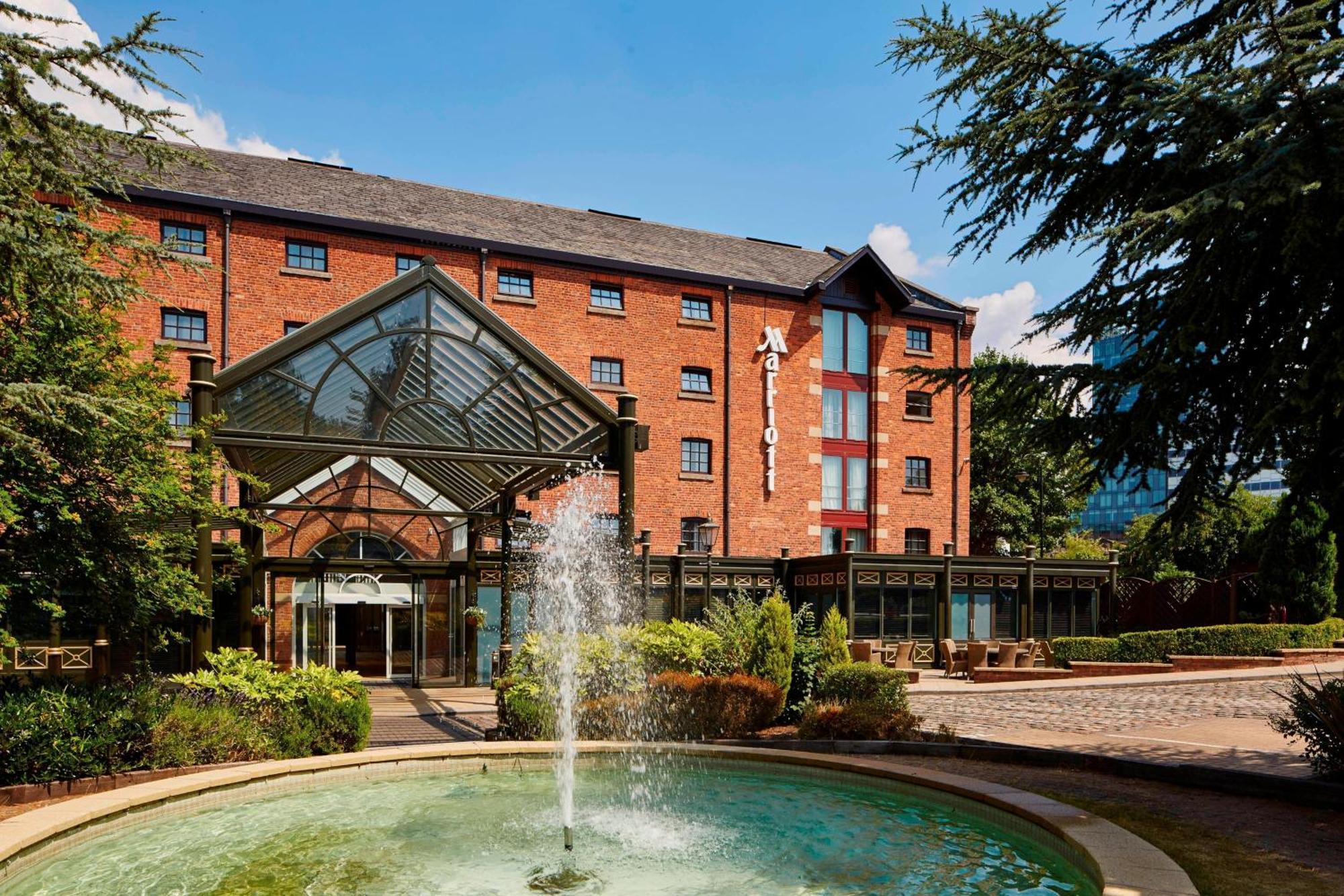 Manchester Marriott Victoria & Albert Hotel Экстерьер фото